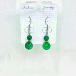 Simple Retro Gourd Shaped Earrings in Green Photo 3