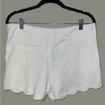 Cynthia Rowley  size 8 white linen blend shorts scalloped edges zips up side NWT Photo 8