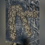 Varley  Leggings and Sports Bra Set Photo 2