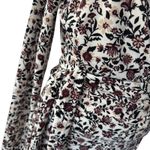 Ann Taylor Winter White Floral knit v neck Wrap Dress Size Medium Photo 8