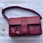 Michael Kors
Colby Medium Leather Shoulder Bag Photo 4