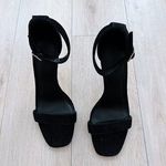 Reformation Kelly Heel Photo 1