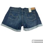 Levi's SIGNATURE
LEVI STRAUS MID-RISE 5" SHORTS NWT Size 16 Photo 1