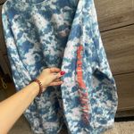 Levi's  Crewneck  Photo 2