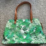 Canvas & faux leather EUC tote with tropical design and 3 large compartments Green Photo 0