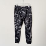 Athleta [] Gray Camo High Rise Contender Powerlift 7/8 Leggings Sz Large Tall LT Photo 3