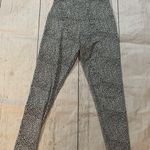 Onzie  gray patterned leggings Photo 2