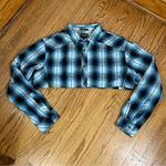 Helix  | Blue Plaid Cropped Button Down Long Sleeve Size XL Photo 0