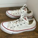 Converse Chuck Taylor All Star Low Top White Sneakers Size 6 Unisex Photo 3