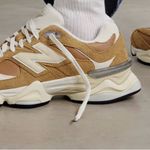 New Balance  9060 Sneakers NIB Great Plains/Calcium/Linen size 10 Photo 1