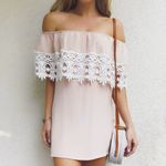 Stone Cold Fox ‎ Strapless Beige Dress with White Lace Photo 5