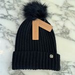 Steve Madden ๐ค NWT Black Knit Pom-Pom Beanie | Faux Fur | Cozy Winter Hat Photo 3