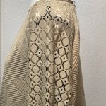 Tan and Cream Boxy Long Sleeve Sweatshirt Size XL Photo 2