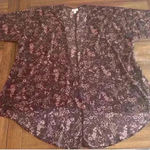 LuLaRoe Lightweight Floral Kimono Women's Size M Burgundy Photo 2