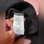 Champion  womens Black Hoodie Swearshirt. Size large. Photo 4