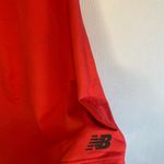 New Balance top Photo 1