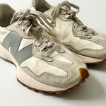 New Balance 327 Sneakers in Sea Salt Castlerock Gray Size 6.5 Womans Photo 0