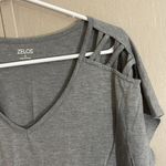 Zelos  gray ribbed open sleeved athletic top small Photo 1