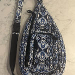 Vera Bradley  Sling Backpack Travel Bag in Ikat Island Blue Quilted Cotton EUC Photo 0