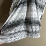 Athleta  stride crunch and punch tank size small Photo 12