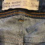 ZARA  Basic Floral Embroidered Denim Raw Hem Jeans Size 2 Photo 4