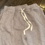 Universal Threads Universal Thread Tan cozy Joggers Soft Relaxed Fit size small with pockets Photo 2