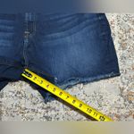 7 For All Mankind JEN7 by 7 for ALL MAN KIND mid length dark wash shorts size 16 high rise Photo 6