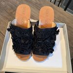 Sole Society  Black Leather Floral Wedges 9 NIB Photo 4