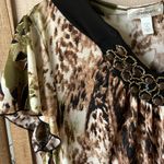 Dress Barn  Brown and Cream Patterned Top petite large Photo 4