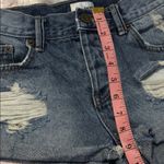 Amuse Society  button fly distressed shorts size 25 Photo 9