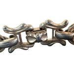 Barclay Vintage Gold Tone Chain Bow Details Necklace Photo 1