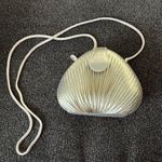 Source Unknown Gold Metallic Shell Clutch Mini Purse Snap Closure Crossbody Strap Black Inside Photo 0