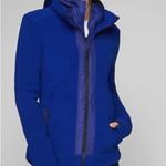 Athleta Women's Power Peak Electric Blue Fleece and Puffer Jacket Photo 1