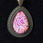 Source Unknown Antique Brass Tone Teardrop Red Paisley Print Made With Love Pendant Necklace Photo 2