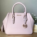 Michael Kors Purse Photo 0