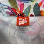 RipSkirt Hawaii Womens Medium Lotta Leg White Wildflower Watercolor Polyester Photo 4