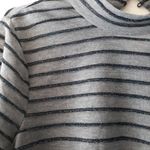 Wild Fable Women Size Medium Gray Stripe Long Sleeve Crop Top Photo 7