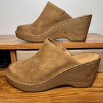 Born Natalie Clog Women 9M Tan Brown Leather Wedge Slide On Boho Woodgrain Heel Size 9 Photo 1