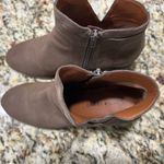 Lucky Brand Chic Brown Ankle Boots with Side Zipper 8.5 M Photo 5