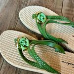 Stylish Green Floral Flip Flops Size 7.5 Photo 2