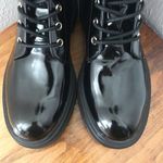 Gianni Bini Skyscraper Lace Up Lug Sole Platform Tall Boot Patent Leather Size 7 Photo 5