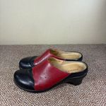 Aravon Womens Mules Leather Shoes Red Black Swirl Stitching Sz 9.5E Boho Western Photo 3