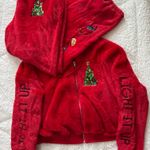 No Boundaries Women's Red Faux-Fur Christmas Track Suit Photo 3