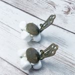 Vintage Clip On Earrings White Photo 8