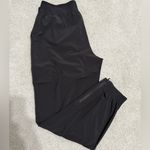 Athleta  Brooklyn Heights High Rise Cargo Jogger size 12 black Photo 4