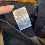 Banana Republic Women's Hampton Fit Dark Blue Chambray Shorts Size 28/6 Photo 3