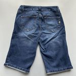 1822 Jean Shorts Size 10 Womens Bermuda Mid Rise Medium Wash Blue Denim Stretch Photo 1