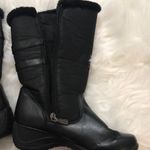 Khombu  Snowflake Winter Boots Photo 5