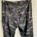 Athleta  Ultimate Camo Legging Photo 3