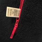 Vineyard Vines Plaid Vineyard Plaid Sherpa Vest  Photo 9